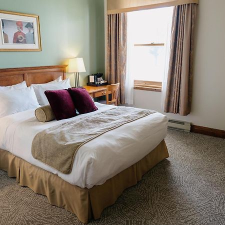 Hotel Tadoussac Eksteriør billede